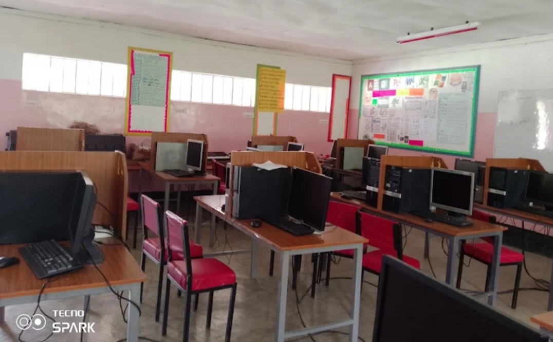 roots academy computer lab